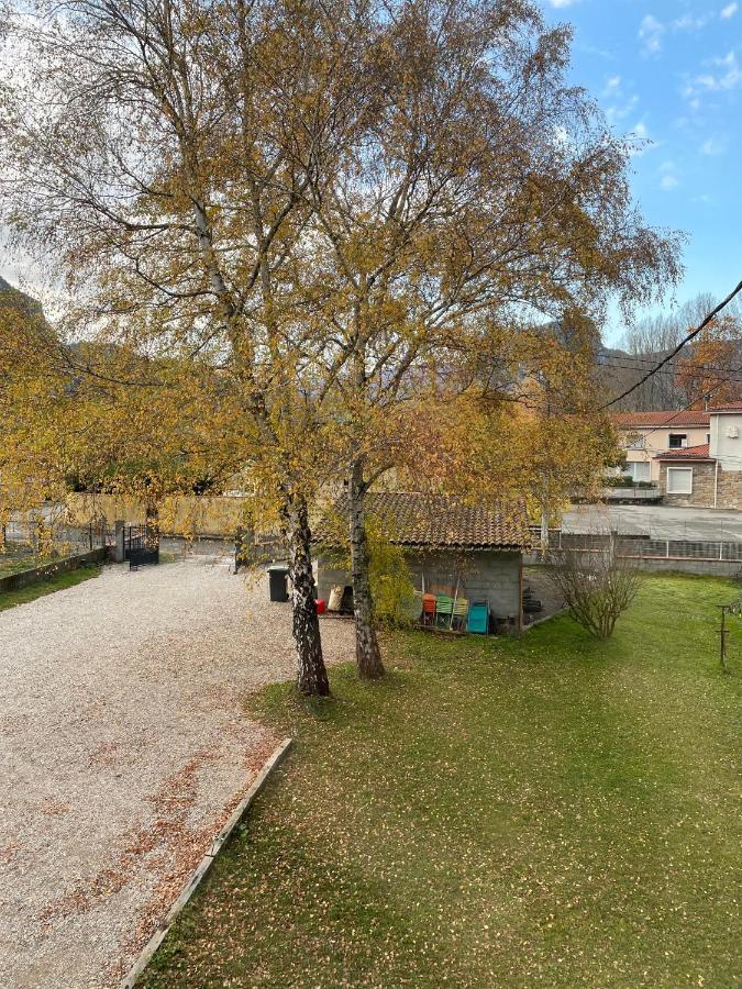 Appartement Tarascon Sur Ariege Exteriör bild